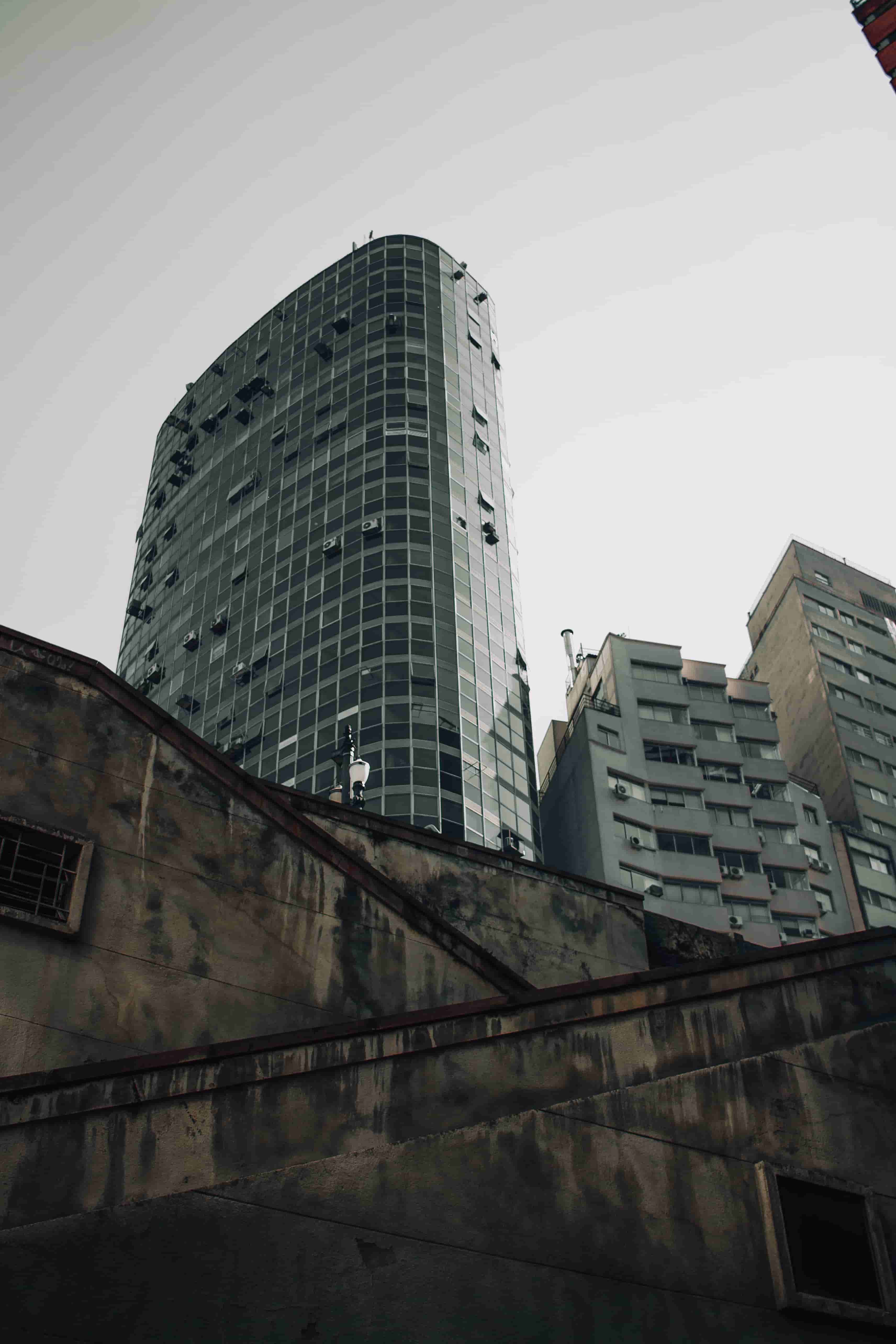 美好瞬间的技巧与注意事项自拍杆使用指南：轻松拍出(图1)